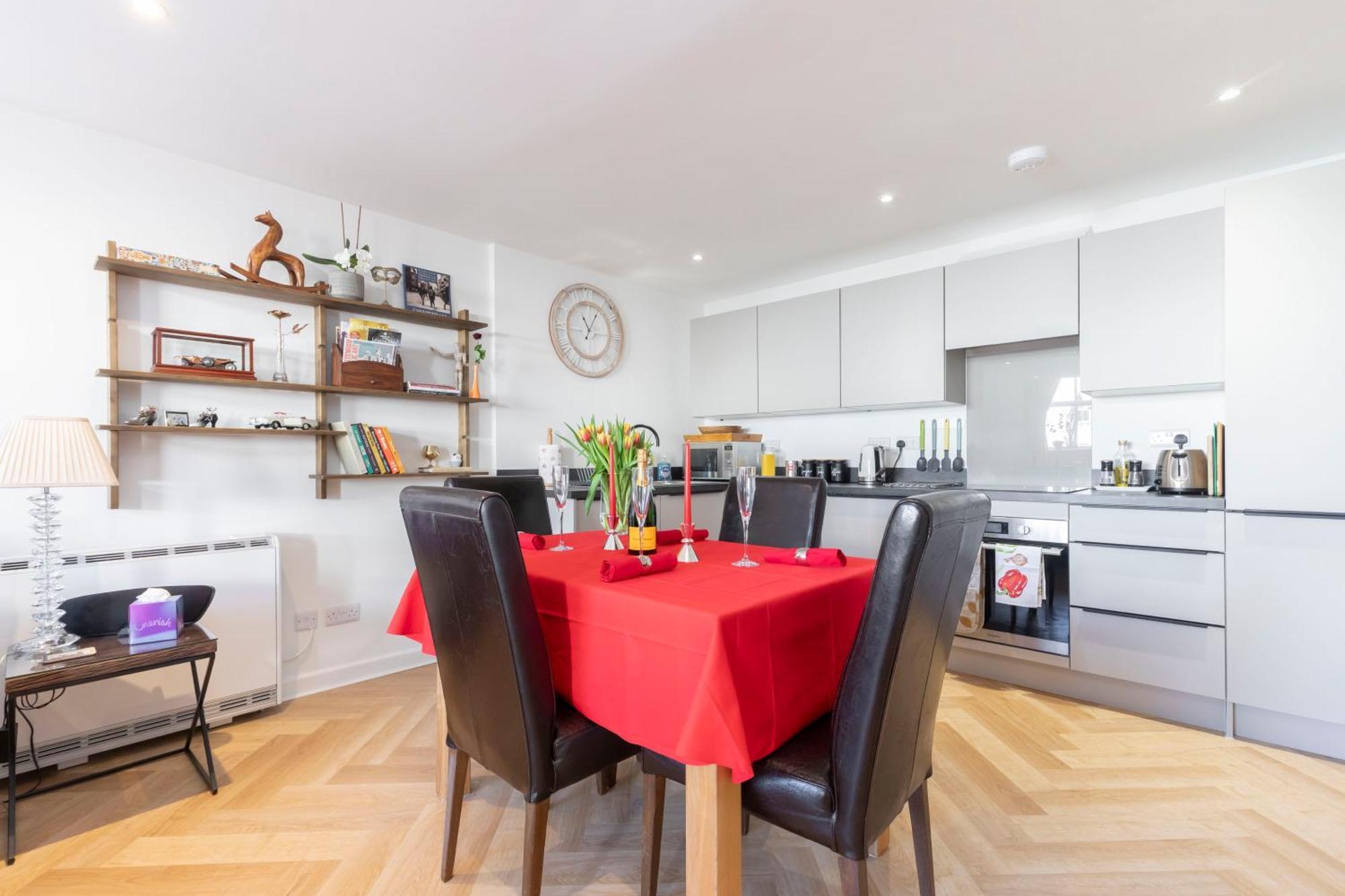 Apartment Thornton House Town Centre Free Car Park Cheltenham