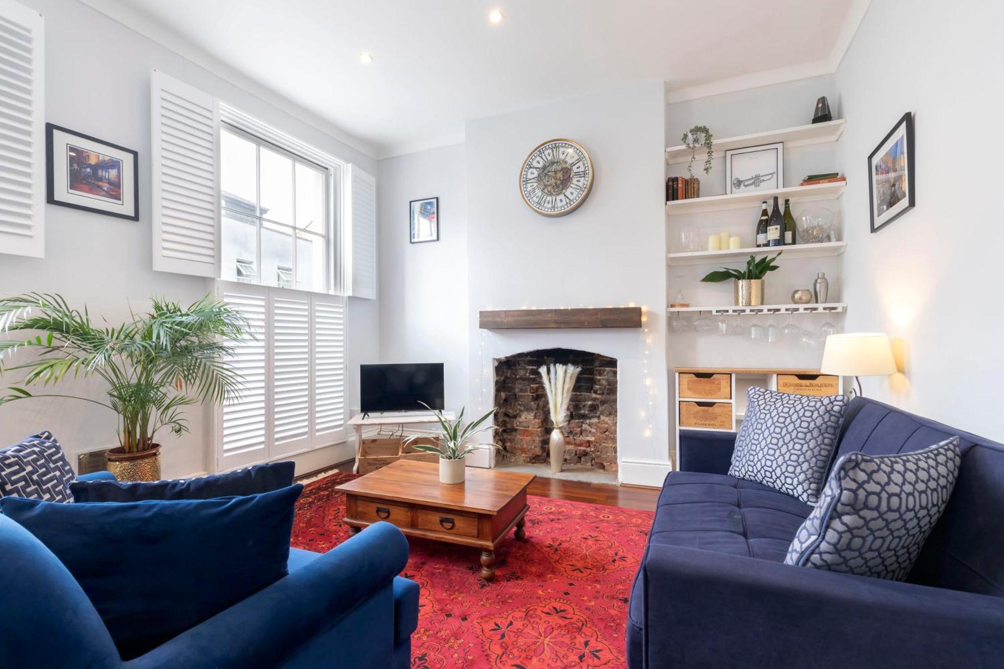 Lovely 2-bed Town Centre Duplex Apartment