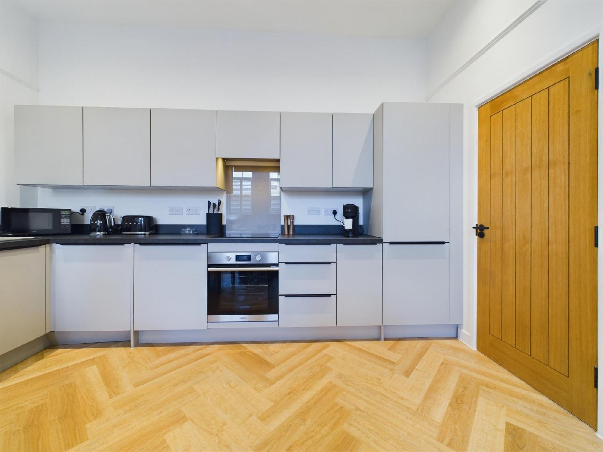 Holiday home Luxury Town Centre 2-bed Chapel Conversion With Private Parking