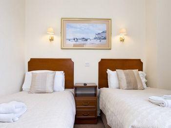 Inn The London Cheltenham
