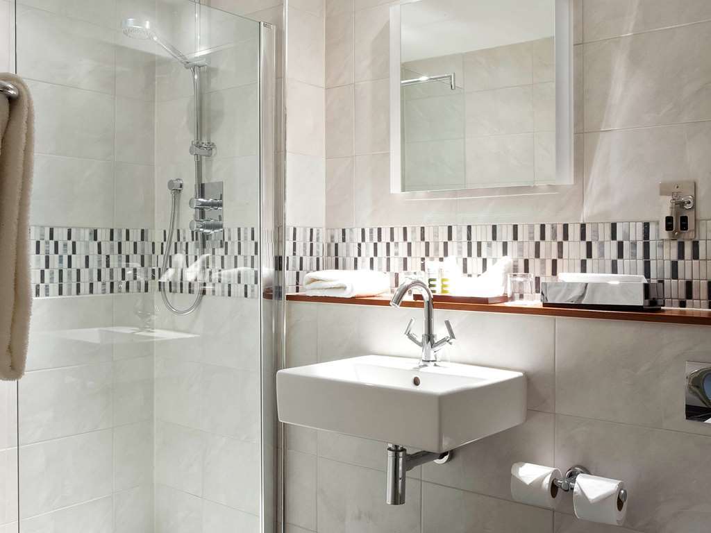 Hotel Queens Cheltenham