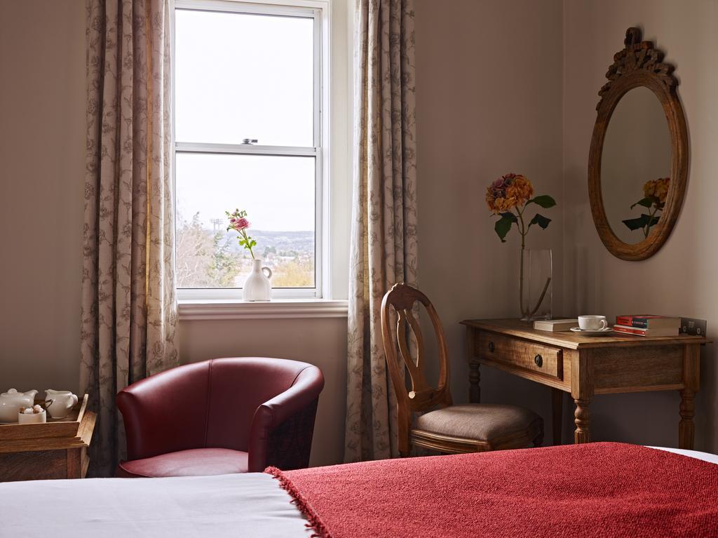 Cotswold Grange Bed & Breakfast 5*