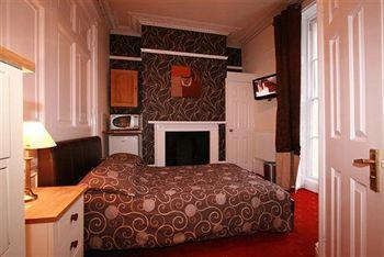 Hotel By Roomsbooked Cheltenham