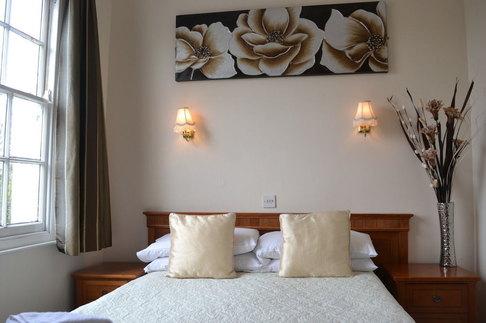 Inn The London