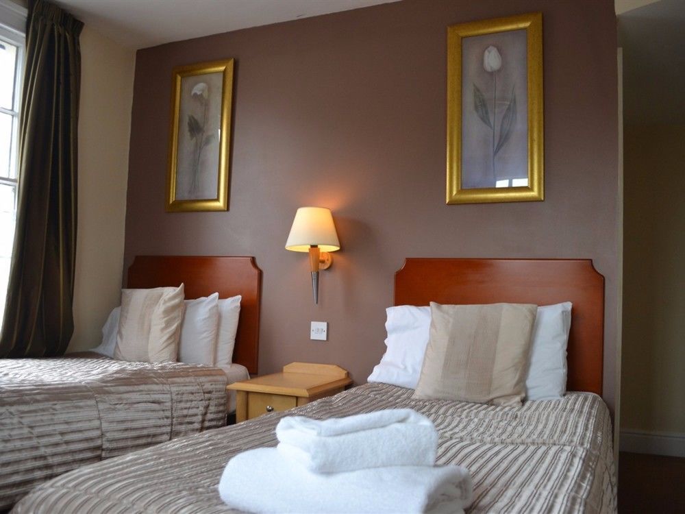 Inn The London Cheltenham