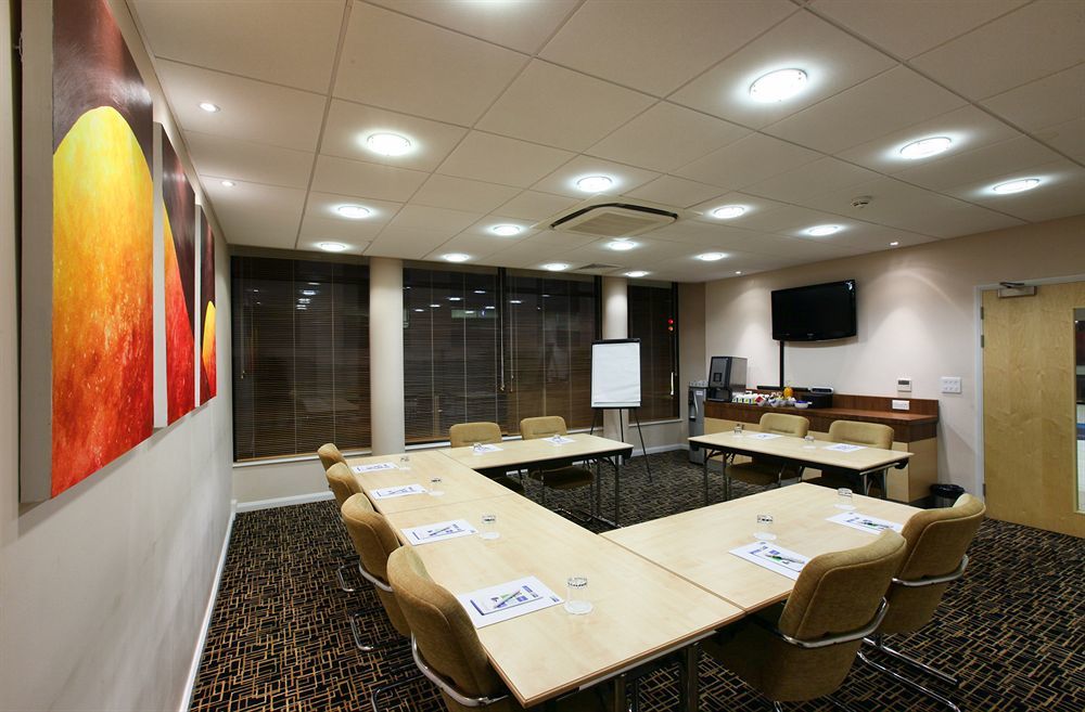Hotel Express Town Centre By Ihg 3*