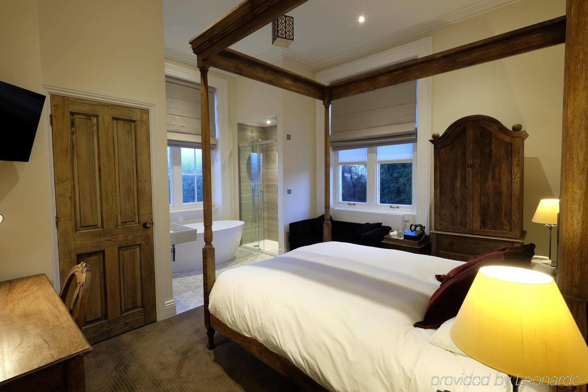 Cotswold Grange 5* Cheltenham