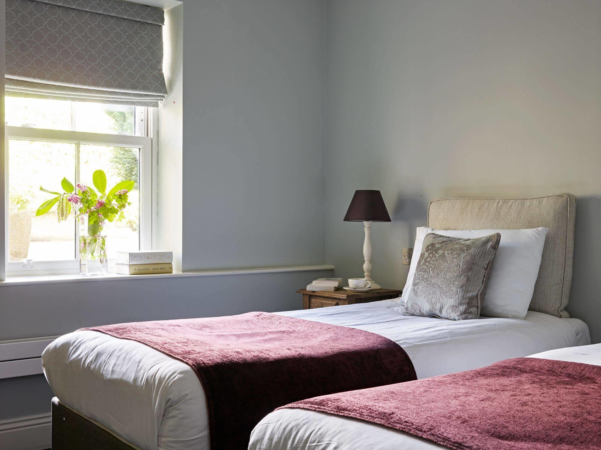 Cotswold Grange Bed & Breakfast 5*