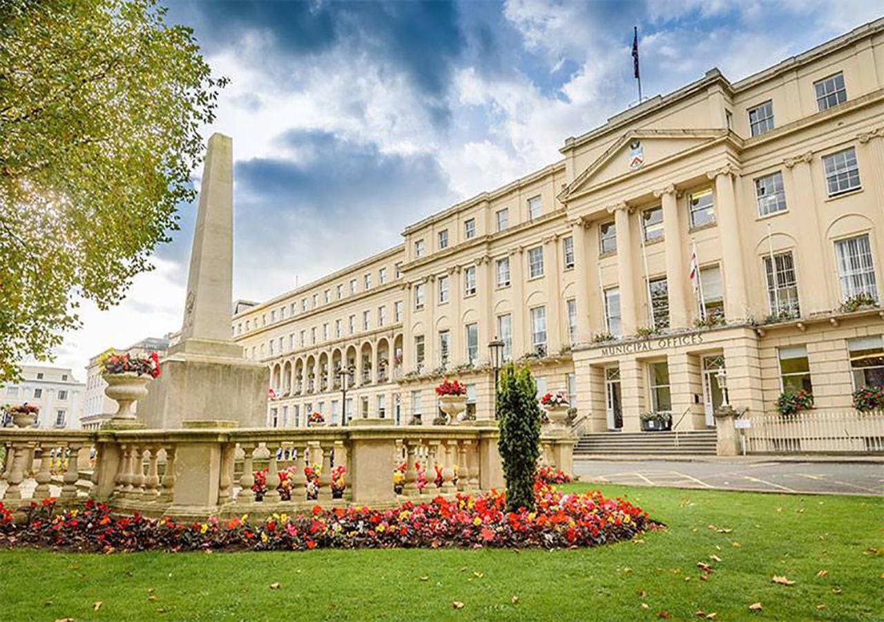 Guest house The Townhouse At Glenfall Lawn Pittville Circus Cheltenham