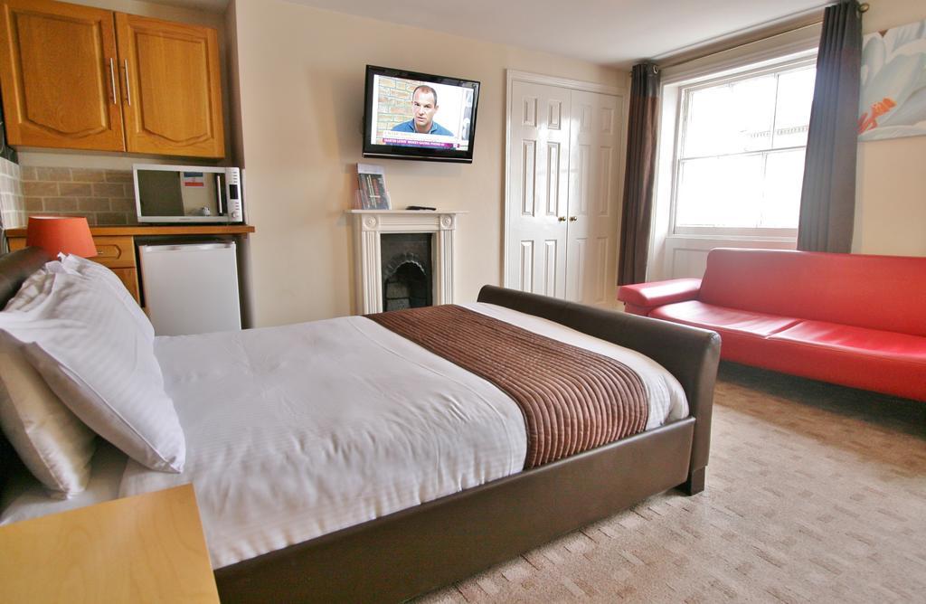Hotel By Roomsbooked Cheltenham