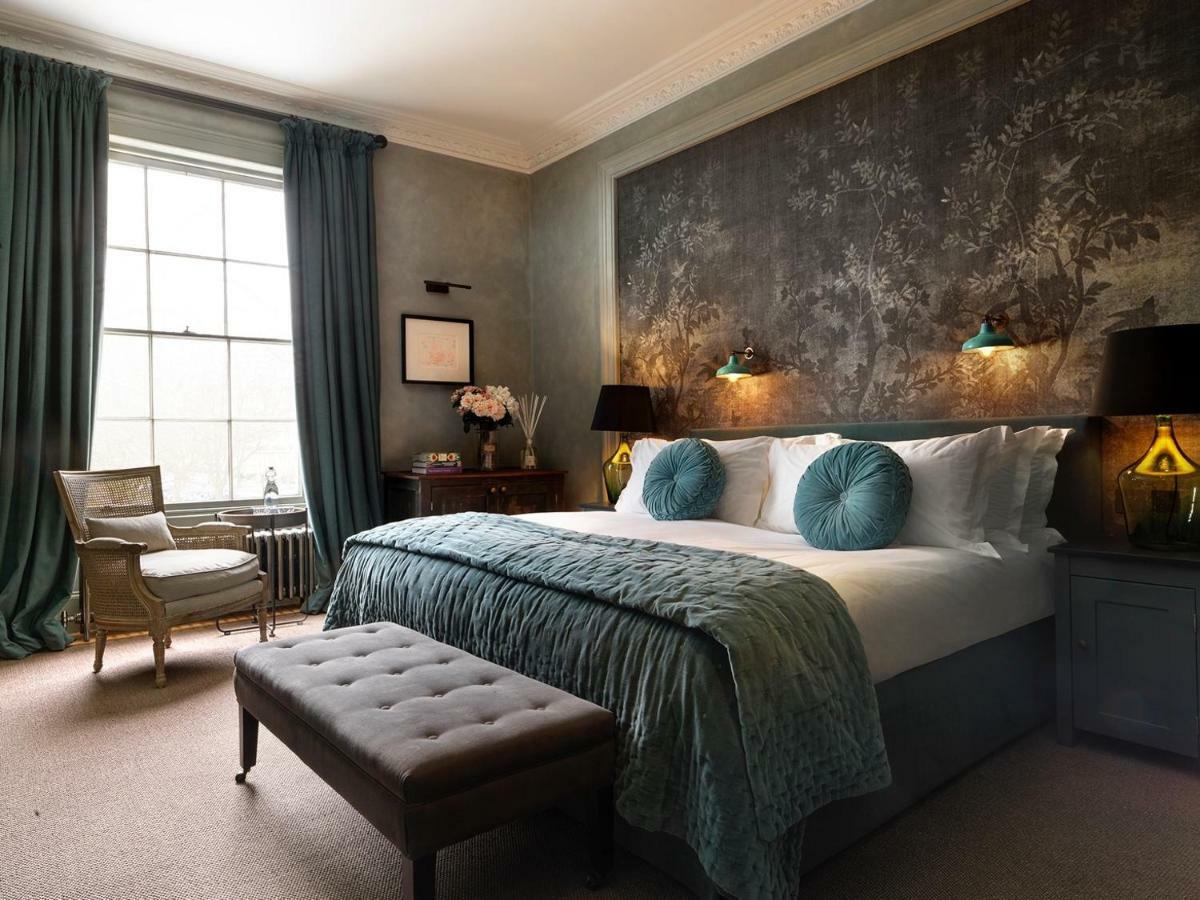 No131 The Promenade 4* Cheltenham