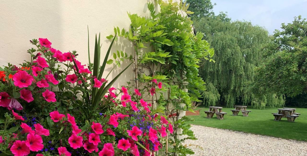 Hope Orchard Bed & Breakfast 3*