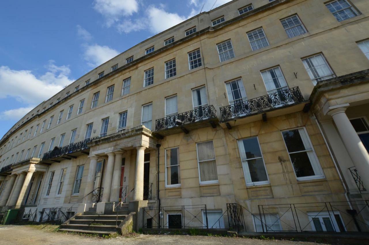 Lansdown Crescent * Cheltenham