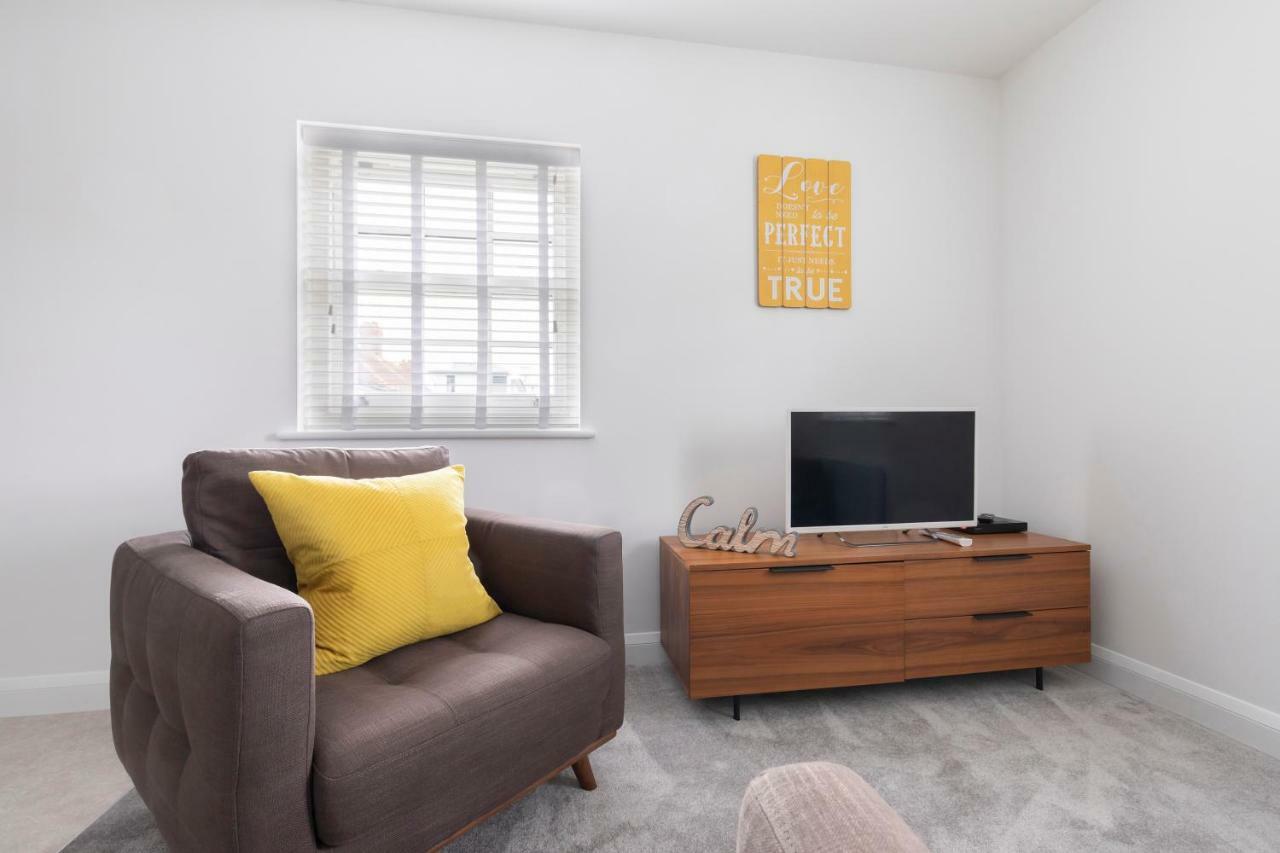 2 Bedroom Town Centre Apartment