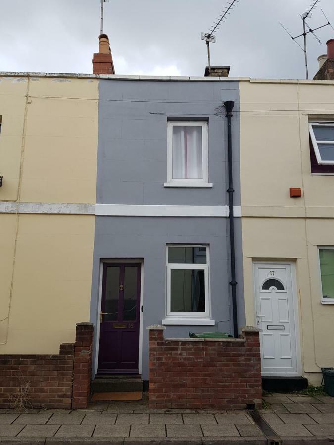 House - Sleeps 4/pet Friendly * Cheltenham