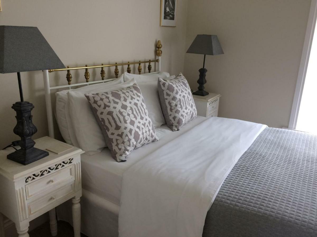 Little Manor * Cheltenham