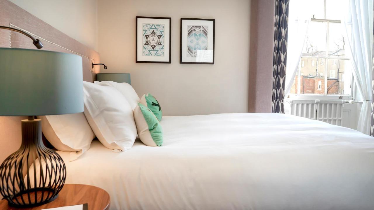 Queens Hotel 4*