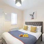 2 Bedroom Town Centre Apartment