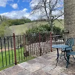 Derrybrook Cottage, Twin Or Superking, Seven Springs Cottages