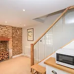 Stable Cottage