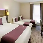 Premier Inn Cheltenham Town Centre