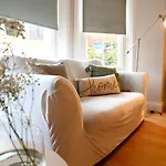 Flat 1 - Hatherley Lodge