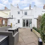 Beautiful 4 Bedroom Home