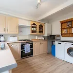 Luxury Cheltenham Home With Ev Charger - Lechampton Hills