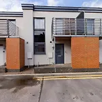 Hidden Gem Free Parking Wi -Fi Courtyard