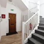 Stunning Refurbished Apartment In Central Cheltenham Inc. Parking