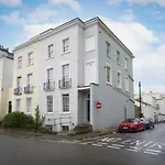 K Suites - Kauto Star Suite