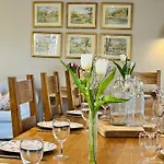 Stanway House, 8 Bedroom, 8 Bath
