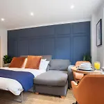 Beautiful Victoria Retreat