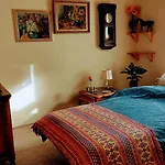 Racecourse Room In Cheltenham With Bathroom Access.