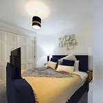 Sunningend Super King Bed Wifi Ev Parking