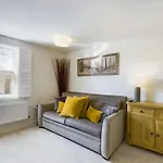 The Snug Central Cosy Good Wi-Fi