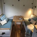 Green Valley, Cotswold Stay With Hamper
