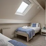 Stanton House, 6 Bedroom, 5 Bath