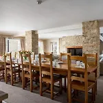 Stanton House, 6 Bedroom, 5 Bath