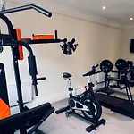 Ramada By Wyndham Cheltenham