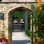 Ellenborough Park