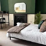 Studio Apartment - The Emerald
