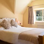 Hilcot Farmhouse