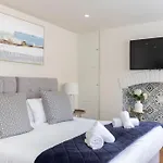 Two Bedroom Period Flat In Montpellier