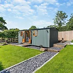 1 Bed In Cheltenham 95422
