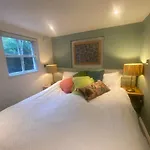 Town Centre Apartment With Hot Tub