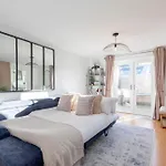 Cosy 2-Bed Apartment In Tivoli