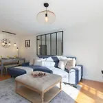 Cosy 2-Bed Apartment In Tivoli