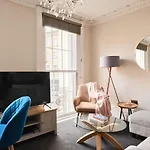 Stunning 2 Bed In The Centre Of Cheltenham!