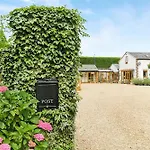 Stable Lodge - Boutique Bed & Breakfast